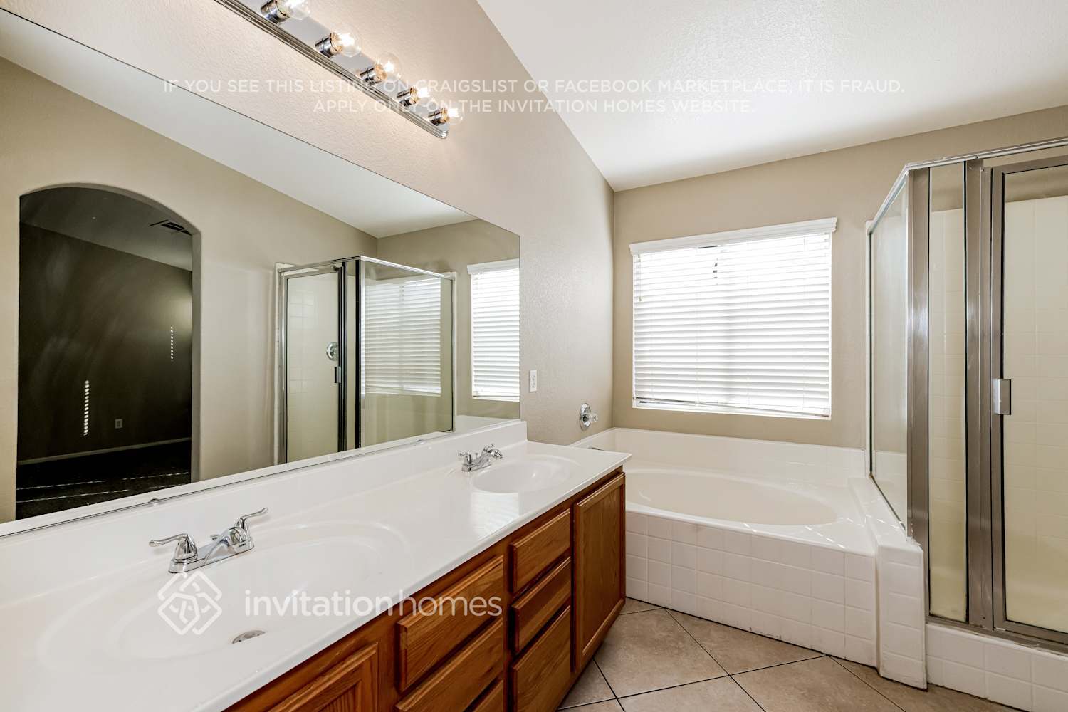 Building Photo - 2772 Echo Springs St