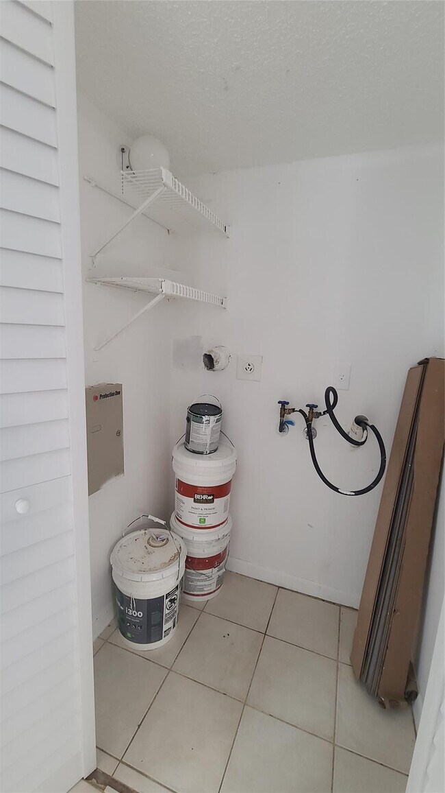 Building Photo - 3262 NW 104th Ave