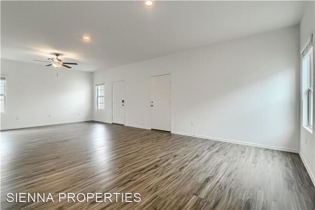 Building Photo - 7213 Tonka Ln