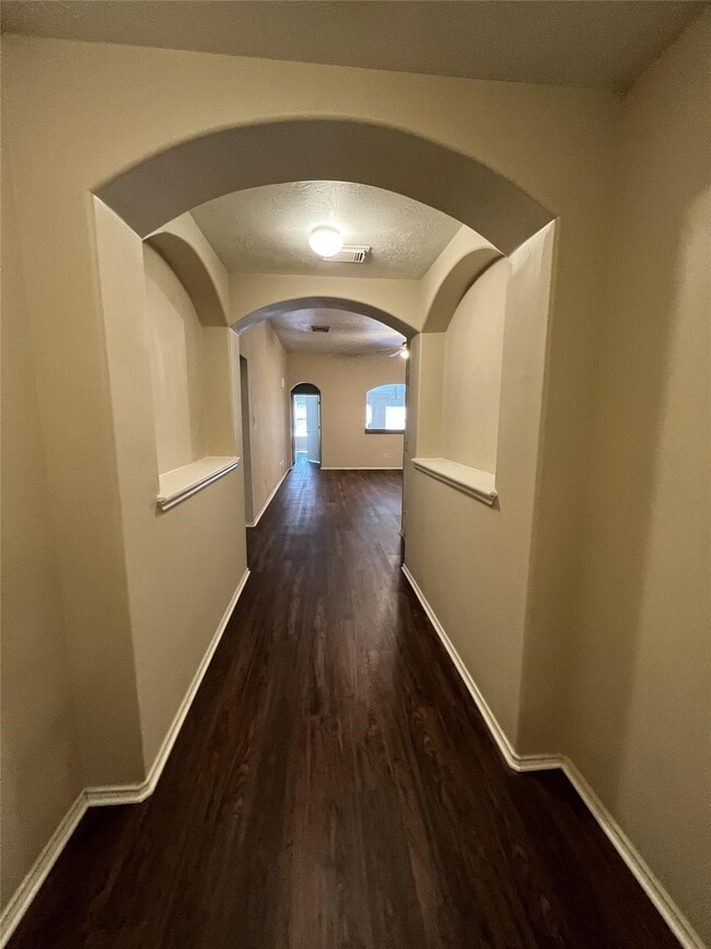Building Photo - 1410 Greenwichwood Ln