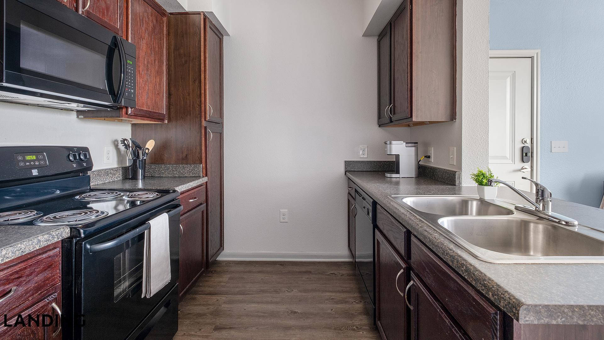 Building Photo - 15330 Liberty River Dr
