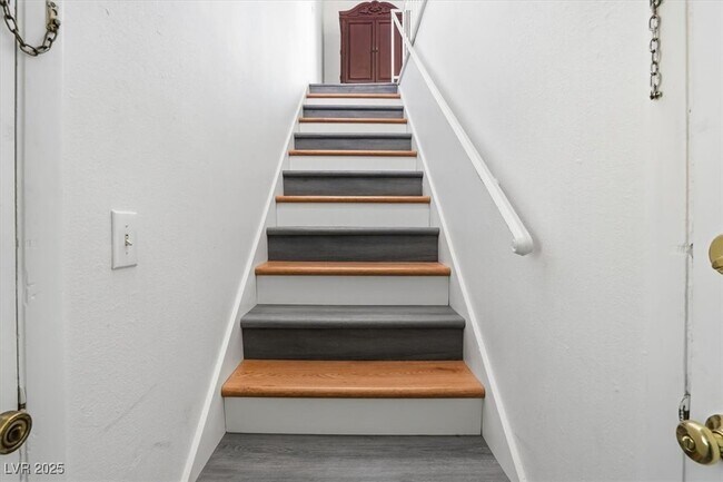 Building Photo - 1454 Elizabeth Ave