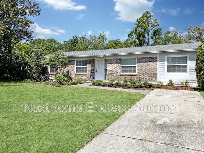 Primary Photo - 115 Dolphin Blvd E