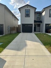 Building Photo - 8415 V. Verona