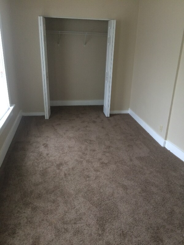 Building Photo - 227 James St