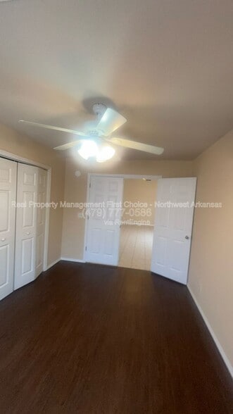 Building Photo - 790 Appleridge Dr