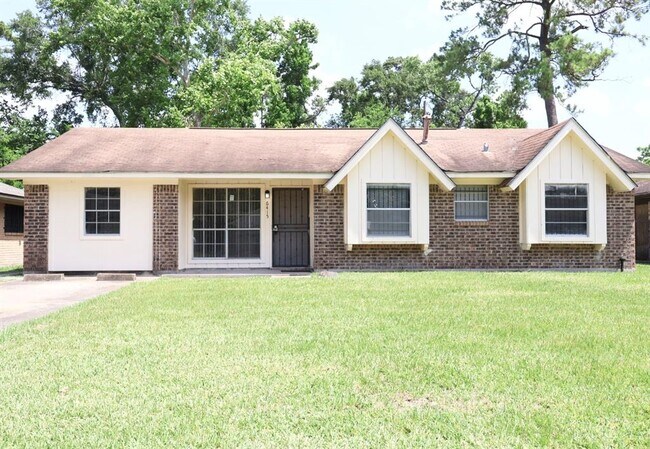 Primary Photo - 6415 Heath St