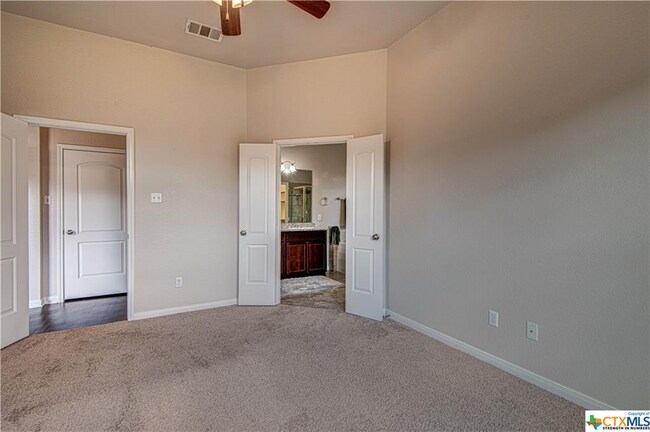 Building Photo - 3410 Greyfriar Dr