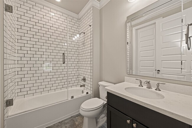 Building Photo - 855 Dunleigh Meadows Ln