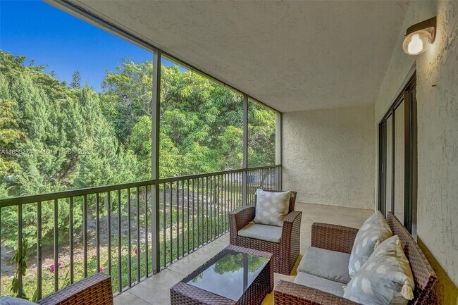 Building Photo - 1786 Hammock Blvd