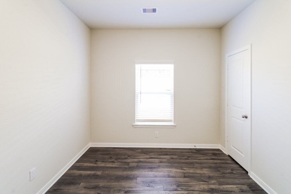 Building Photo - 405 Polly Grv Dr