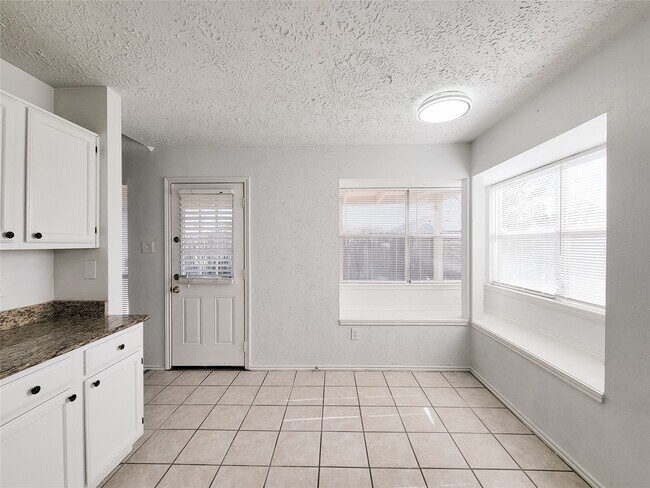 Building Photo - 8514 Opalwood Ct