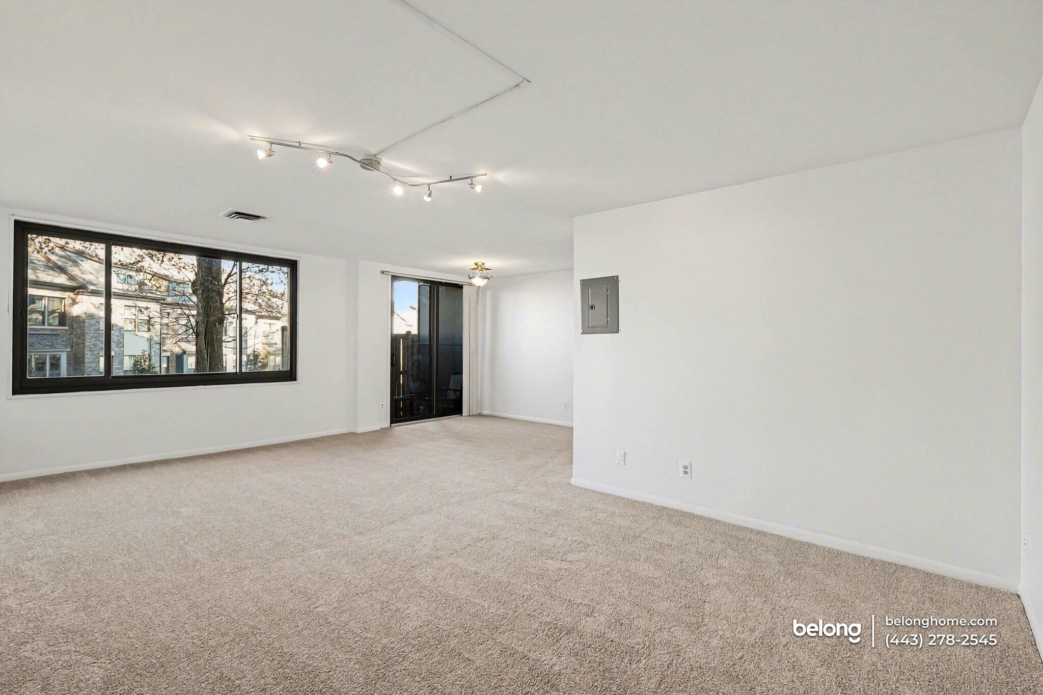 Building Photo - 3450 Toledo Ter