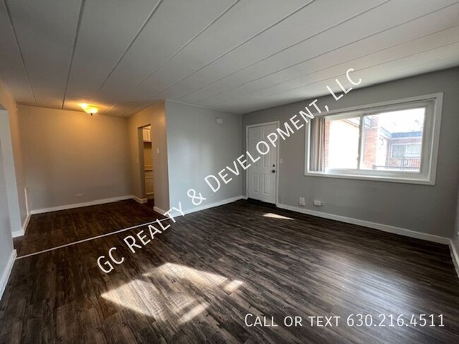 Building Photo - 342 Wilson Ave