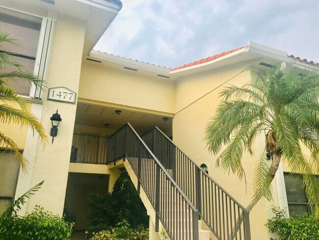 Primary Photo - 1477 Lake Crystal Dr
