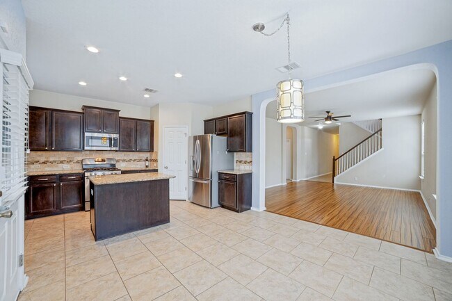 Building Photo - 9015 Dusty Run Ln