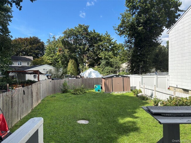 Building Photo - 3b Park Manor Ct