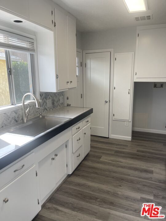 Building Photo - 2655 N Frederic St