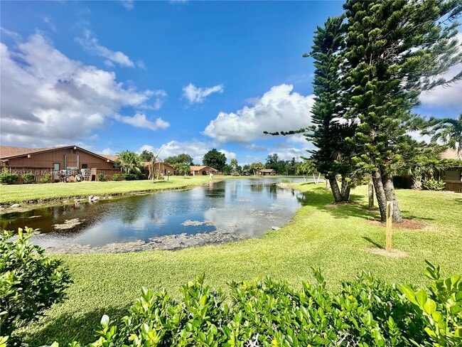 Building Photo - 6300 Royal Woods Dr