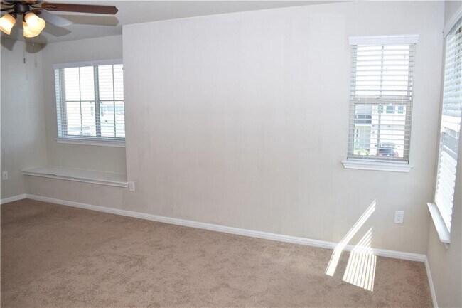 Building Photo - 162 Wapiti Rd