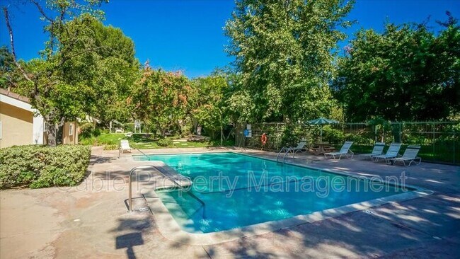 Building Photo - 25642 Palma Alta Dr