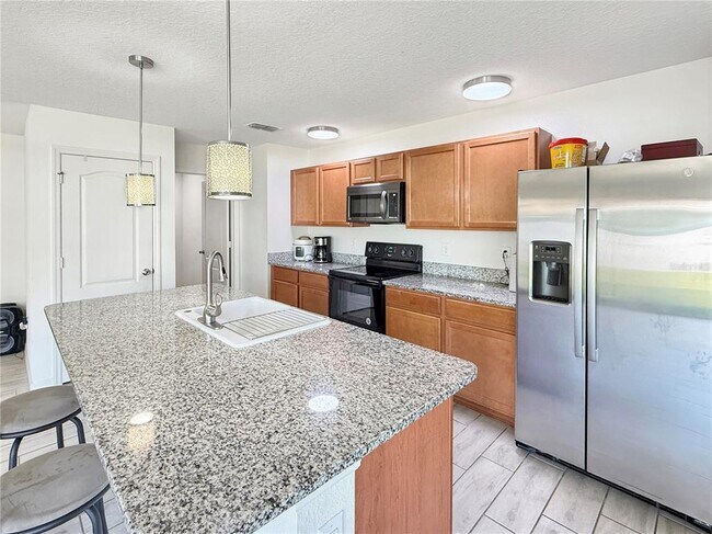 Building Photo - 4668 Glencrest Loop