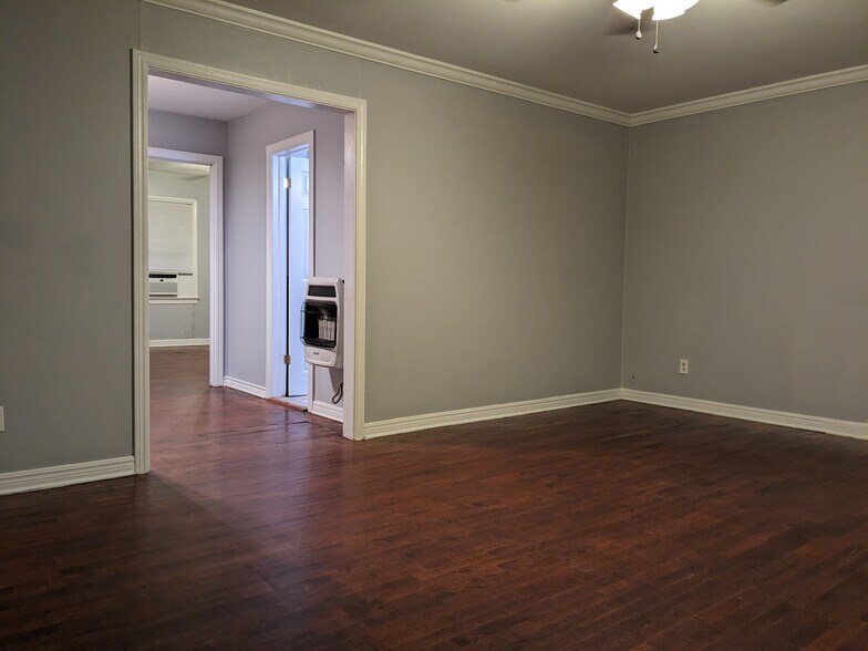 Living Room - 1114 N 35th St