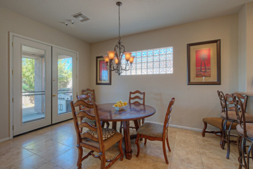 Building Photo - 7155 E Night Glow Cir