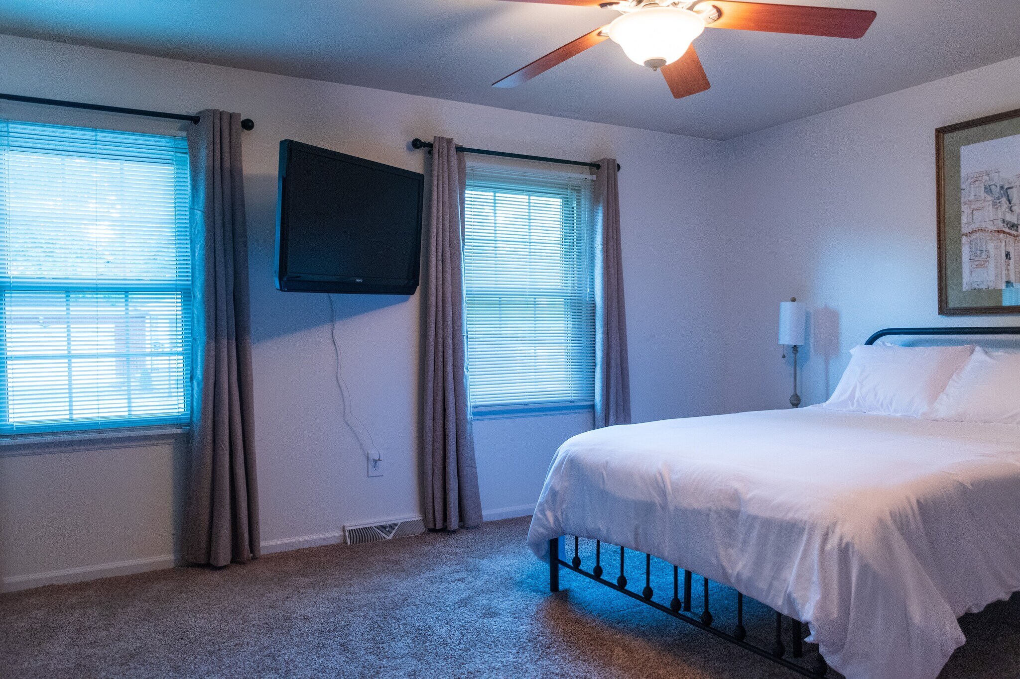 Building Photo - 239 S Ashbrook Cir