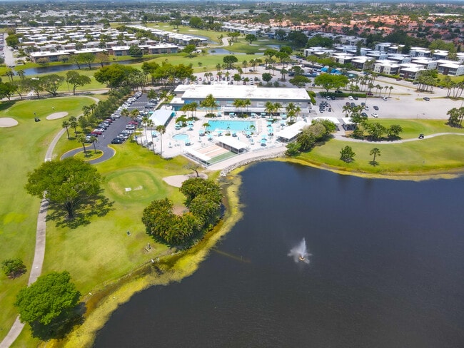 Building Photo - 510 Flanders K