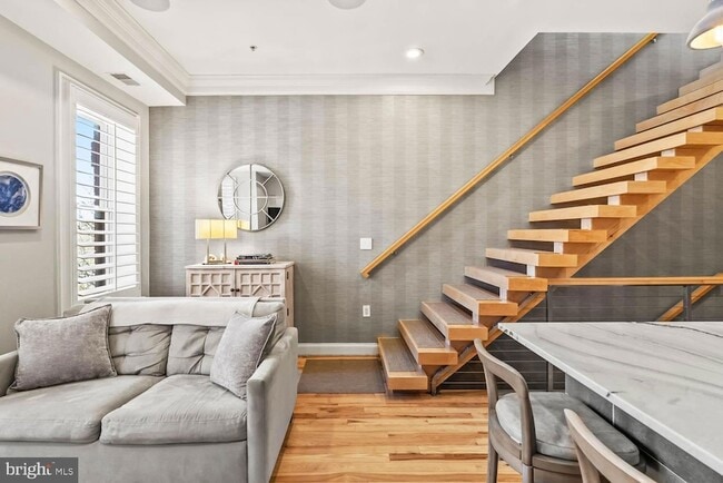 Building Photo - 1224 R St NW