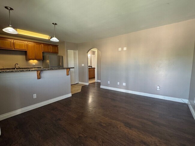 Building Photo - Condo at Villa Grigio available now!