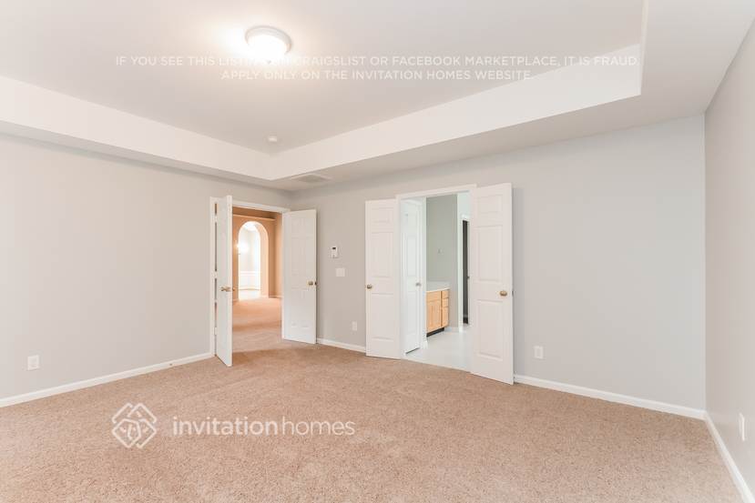 Building Photo - 16019 Lavenham Rd