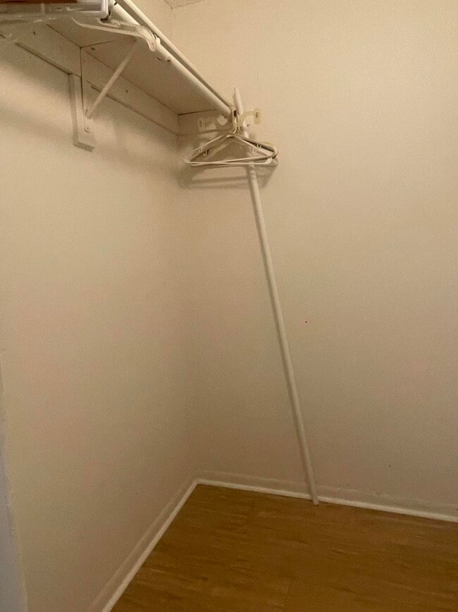 Building Photo - 83 Capri B