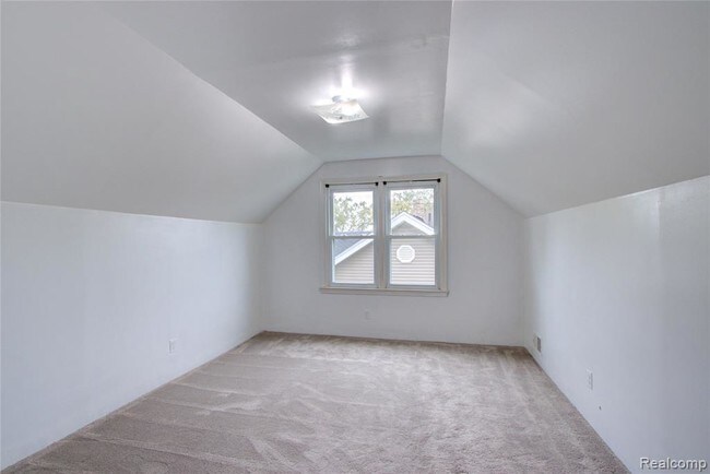 Building Photo - 249 S Chocolay Ave