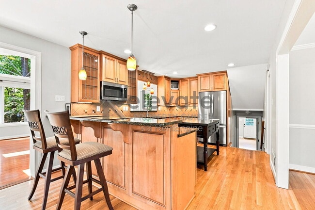 Building Photo - 2321 Pleasant Run Dr