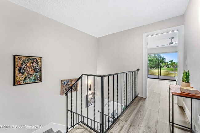 Building Photo - 656 Jubilee St