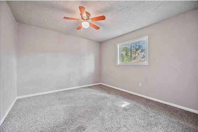 Building Photo - 17843 S Cypress Villas Dr