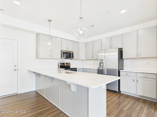 Building Photo - 1259 Shaw View Aly