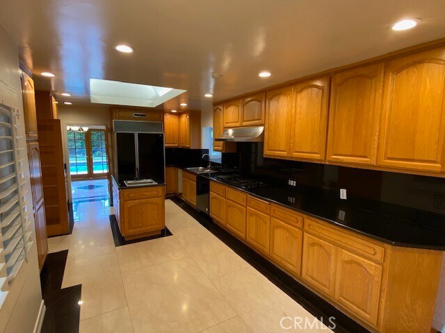 Building Photo - 4629 Forman Ave