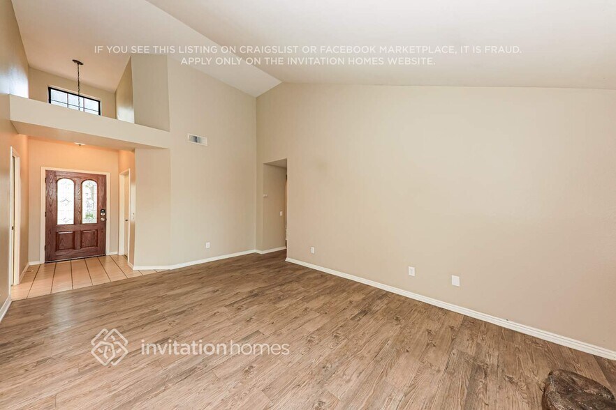 Building Photo - 5235 Sundance Dr