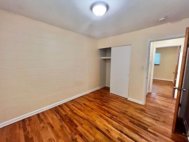 Building Photo - 2-Bedroom 1-Bathroom Duplex in West Fort Collins