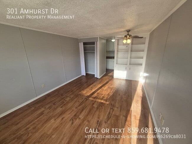 Building Photo - 301 Amhurst Dr