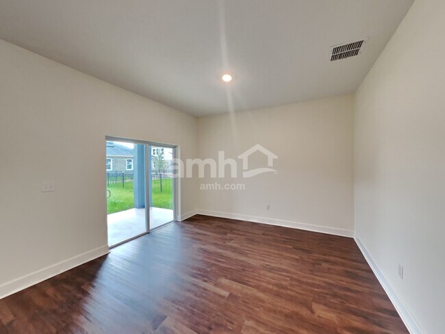 Building Photo - 33966 Thyme Dr