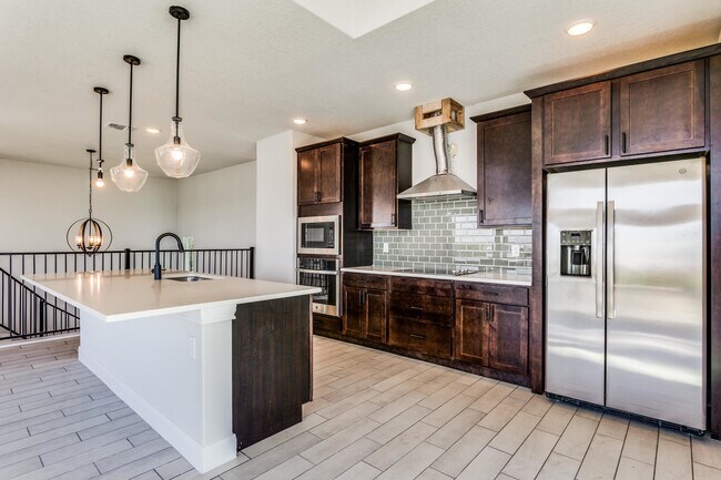 Building Photo - 2916 Hi Mesa