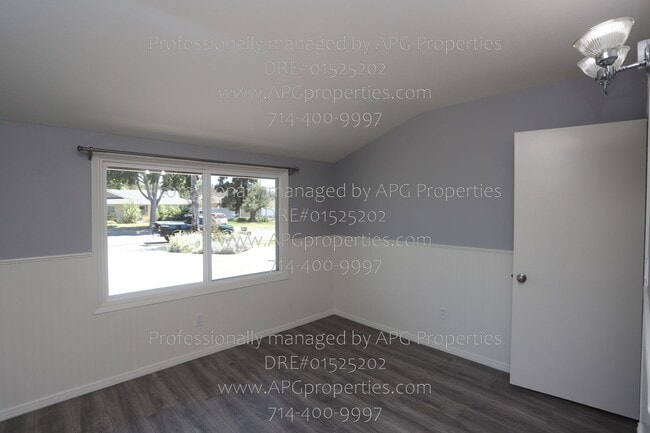 Building Photo - 1707 Evergreen Ave