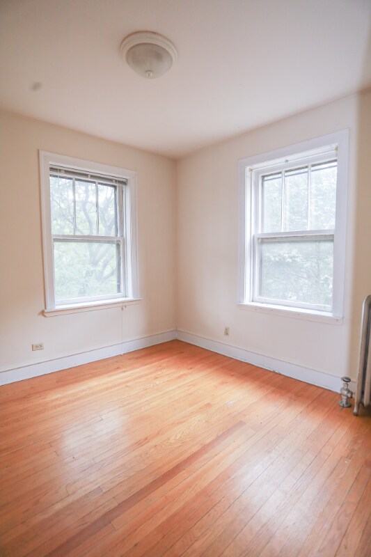 Building Photo - 4909 N Glenwood Ave