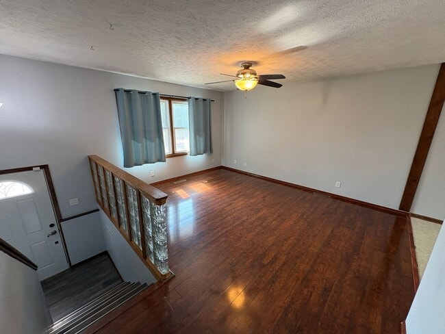 Building Photo - Spacious Single-Family Home with Fenced Backyard & Attached Garage
