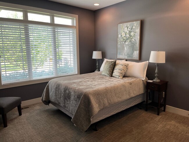 Building Photo - Rochester's Finest Guest Home