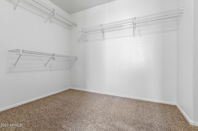 Building Photo - 21708 W Sonora St